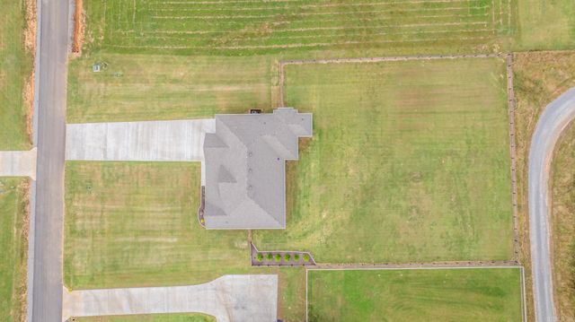 17 Republican Loop, Greenbrier, AR 72058