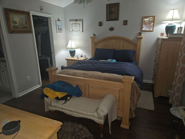 321 Valley Court, Lowell, IN 46356