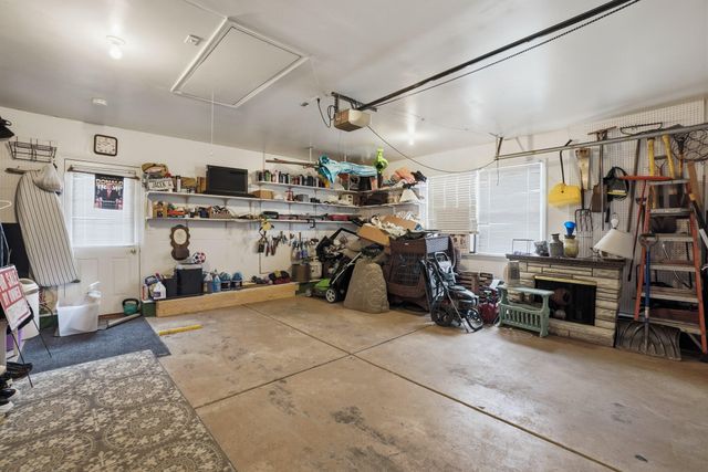 321 Valley Court, Lowell, IN 46356