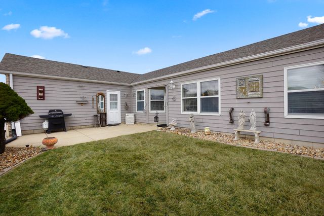 321 Valley Court, Lowell, IN 46356