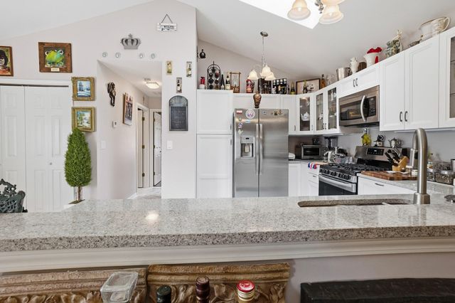 321 Valley Court, Lowell, IN 46356