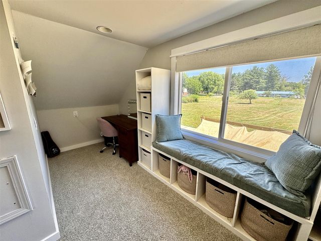 2719 S Cleveland Avenue, Saint Joseph, MI 49085