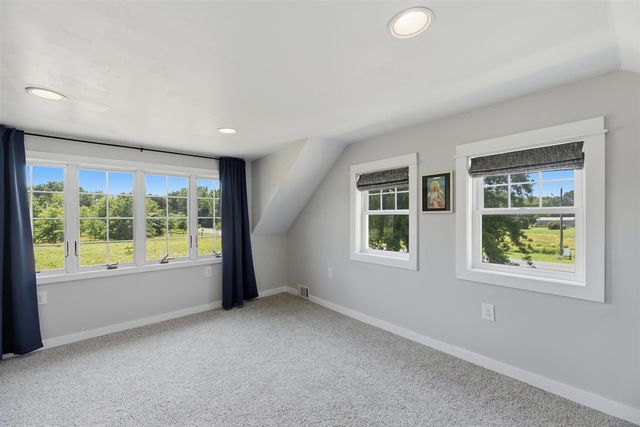 2719 S Cleveland Avenue, Saint Joseph, MI 49085