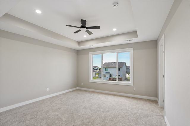 14522 Northpark Drive, Urbandale, IA 50323