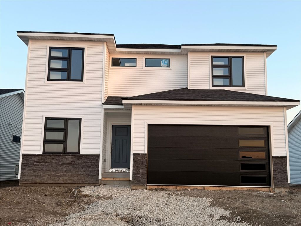 14522 Northpark Drive, Urbandale, IA 50323