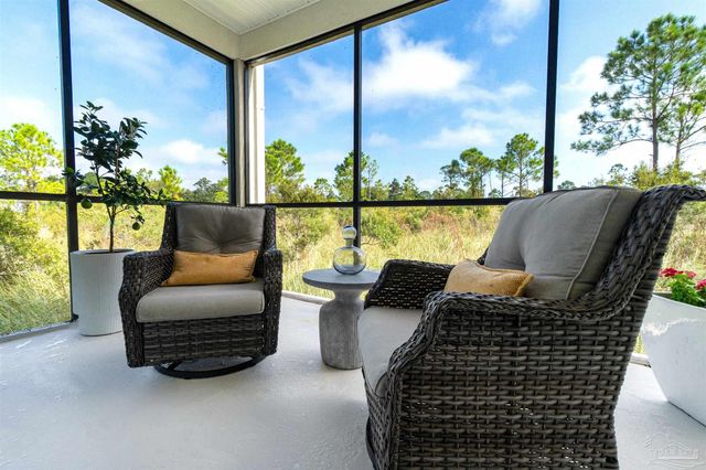 332 Deer Point Dr, Gulf Breeze, FL 32561