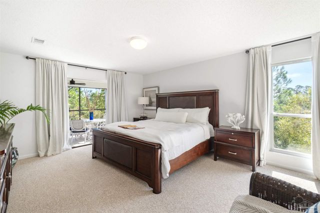 332 Deer Point Dr, Gulf Breeze, FL 32561