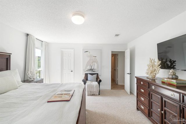 332 Deer Point Dr, Gulf Breeze, FL 32561