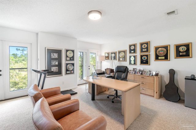 332 Deer Point Dr, Gulf Breeze, FL 32561