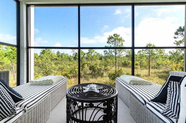 332 Deer Point Dr, Gulf Breeze, FL 32561