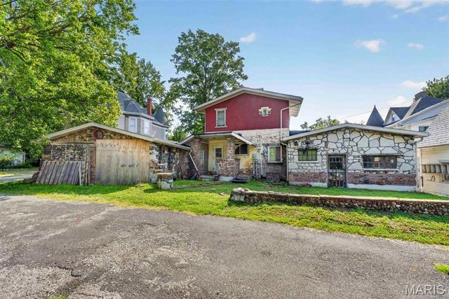 327 N 3rd Street, Greenville, IL 62246