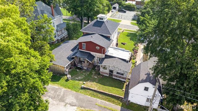 327 N 3rd Street, Greenville, IL 62246