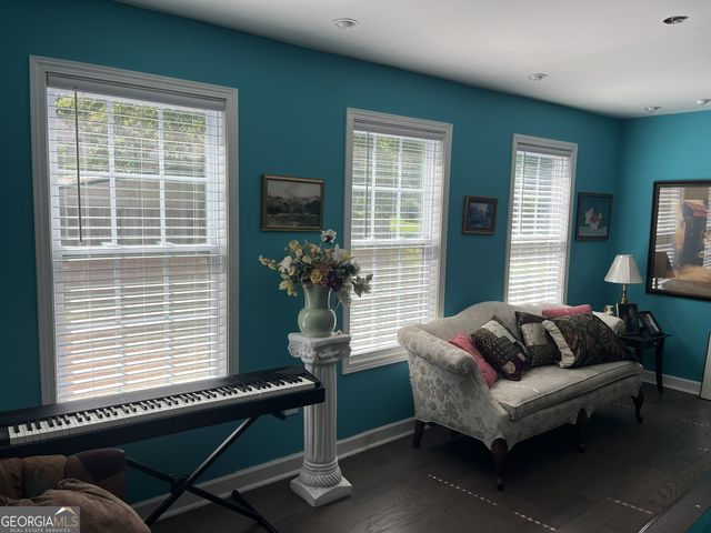 300 W Midland Avenue, Winder, GA 30680