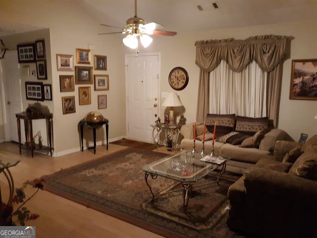 300 W Midland Avenue, Winder, GA 30680