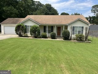 300 W Midland Avenue, Winder, GA 30680