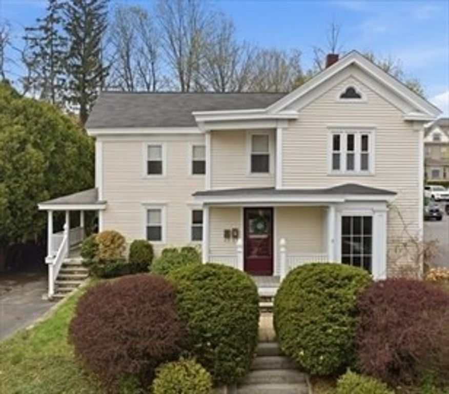 28 School 2, Leominster, MA 01453
