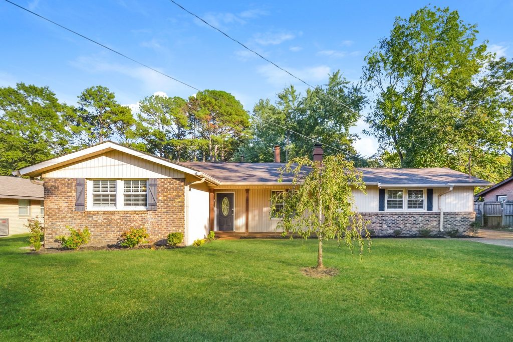 304 Matterhorn Dr, Old Hickory, TN 37138