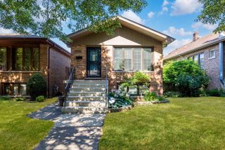 11134 S Sawyer Avenue, Chicago, IL 60655