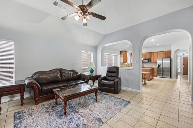 8586 Robertson Drive, Frisco, TX 75036
