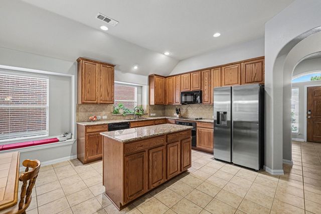 8586 Robertson Drive, Frisco, TX 75036