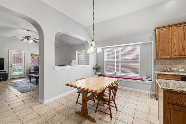 8586 Robertson Drive, Frisco, TX 75036