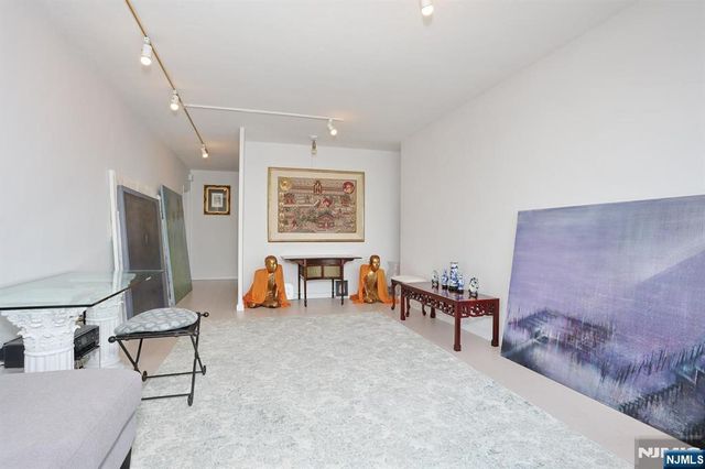 5 Horizon Road 2209, Fort Lee, NJ 07024