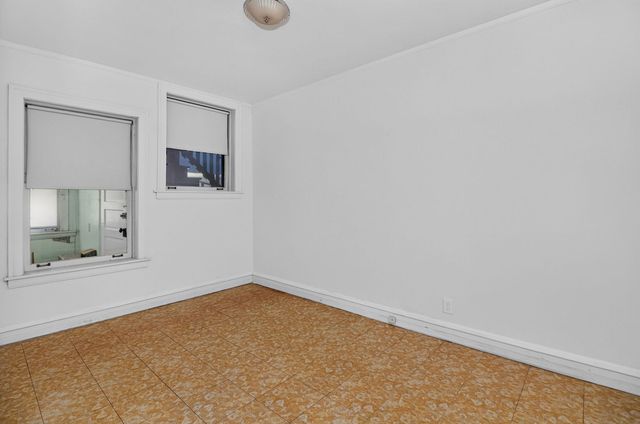 5644-46 W Melrose Street, Chicago, IL 60634