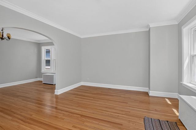 5644-46 W Melrose Street, Chicago, IL 60634