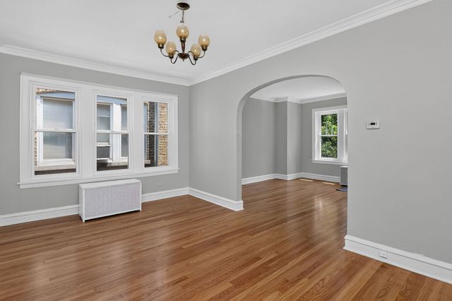 5644-46 W Melrose Street, Chicago, IL 60634