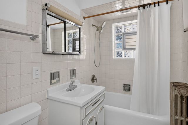 5644-46 W Melrose Street, Chicago, IL 60634