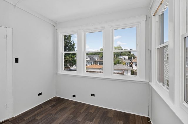 5644-46 W Melrose Street, Chicago, IL 60634
