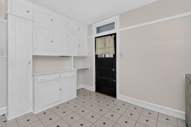 5644-46 W Melrose Street, Chicago, IL 60634