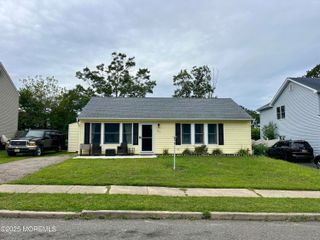 87 Village Drive, Barnegat, NJ 08005