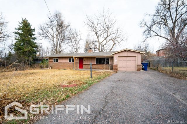 850 S Harlan Street, Lakewood, CO 80226