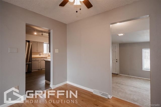 850 S Harlan Street, Lakewood, CO 80226