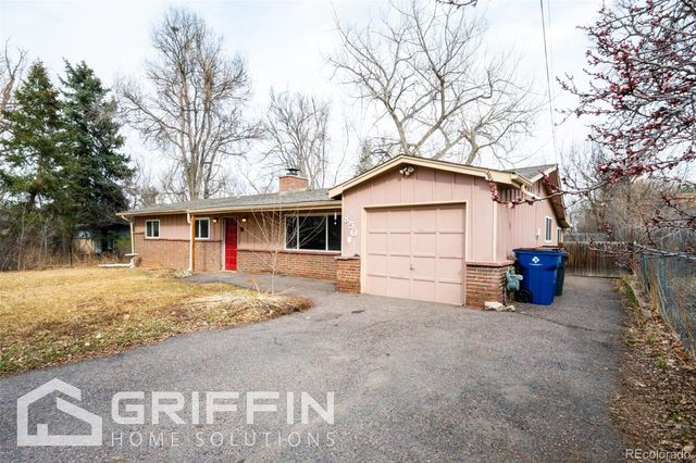 850 S Harlan Street, Lakewood, CO 80226