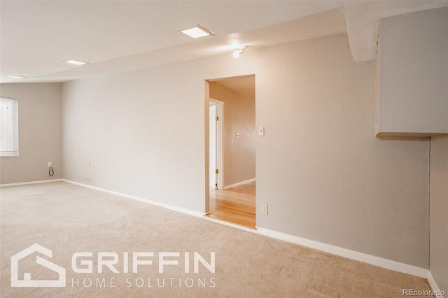 850 S Harlan Street, Lakewood, CO 80226