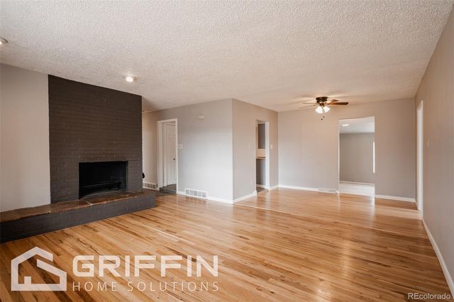 850 S Harlan Street, Lakewood, CO 80226