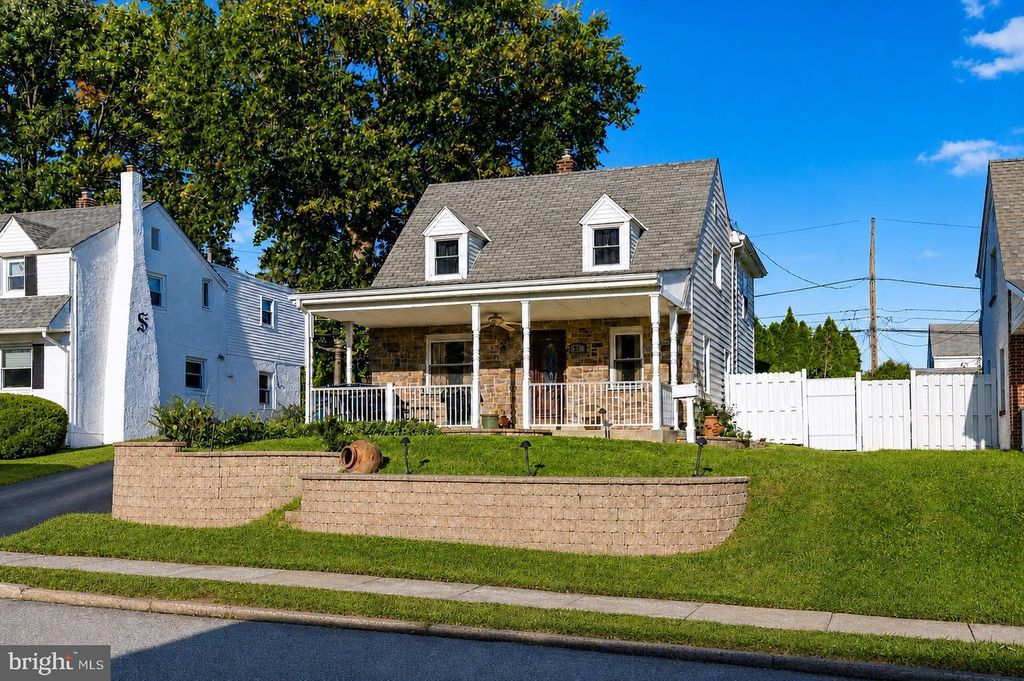 864 CRICKET RD, SECANE, PA 19018 — photo 2