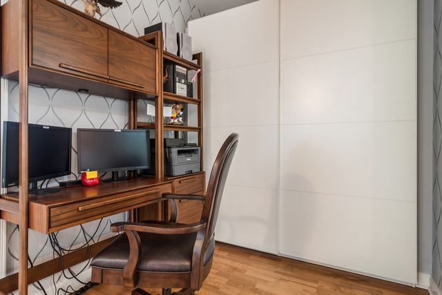 100 E 14th Street 703, Chicago, IL 60605