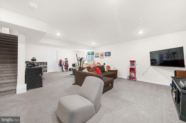 120 ELEANOR CT, Gilbertsville, PA 19525