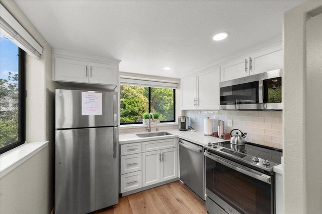 29 Seascape Resort Drive, Aptos, CA 95003