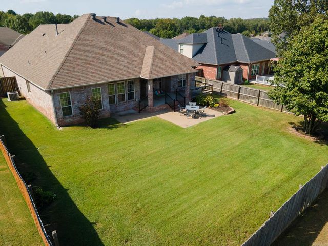 1060 Georgetown Drive, Conway, AR 72034