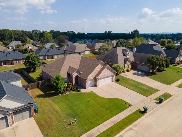 1060 Georgetown Drive, Conway, AR 72034