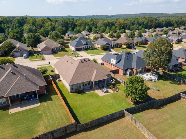 1060 Georgetown Drive, Conway, AR 72034