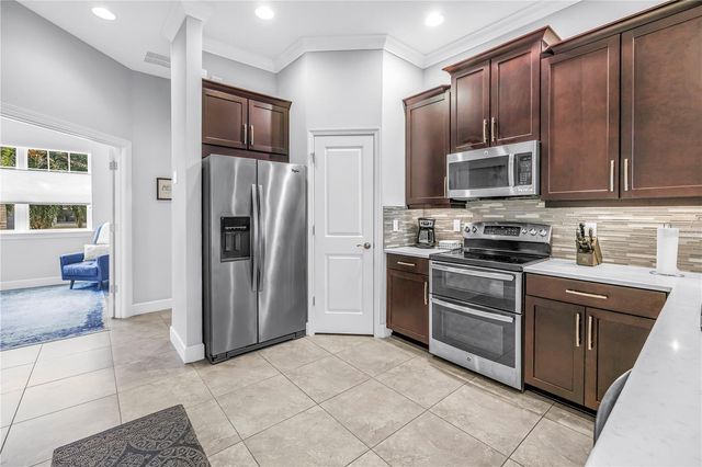 5930 ANCHORAGE WAY S, St Petersburg, FL 33712