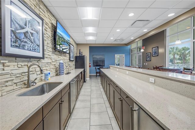 5930 ANCHORAGE WAY S, St Petersburg, FL 33712