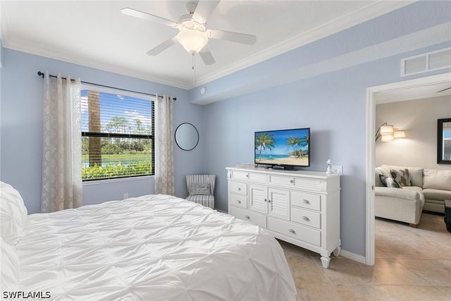 9735 Acqua CT 615, Naples, FL 34113
