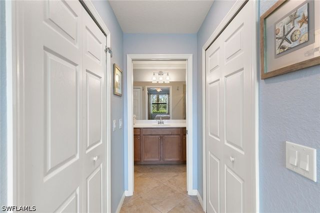 9735 Acqua CT 615, Naples, FL 34113