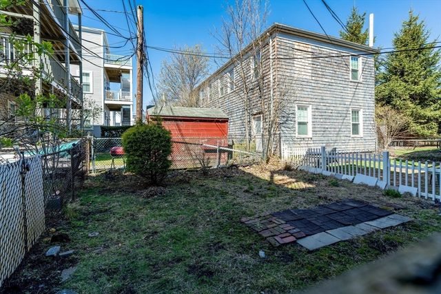 83 Farragut Rd 1, Boston, MA 02127